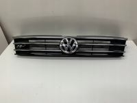 Решітка радіатора VW Tiguan (Фольксваген Тігуан ) R-line 2016-2020 5NA853653