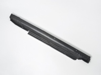 Порог правий на Ауді 100 С3 / 200  С3 (Audi 100 С3/ 200 C3) 