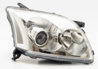 Фара права Toyota Avensis 2003-2006