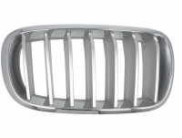 Решітка права (хром/титан) BMW X5 F15 (БМВ Х5 Ф15) 2013-2019 51117303108