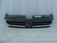 Решітка радіатора VW Tiguan (Фольксваген Тігуан ) FWD 2016-2020 5NA853651BZLL