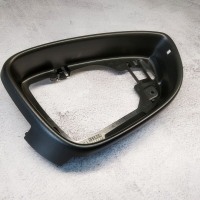Рамка дзеркала правого VW Passat B7 / B8 / CC / Jetta 6/ Scirocco / Beetle